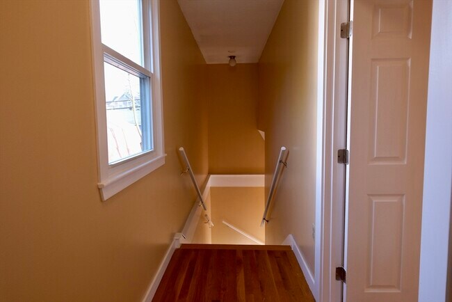 Building Photo - 26 Cleveland St