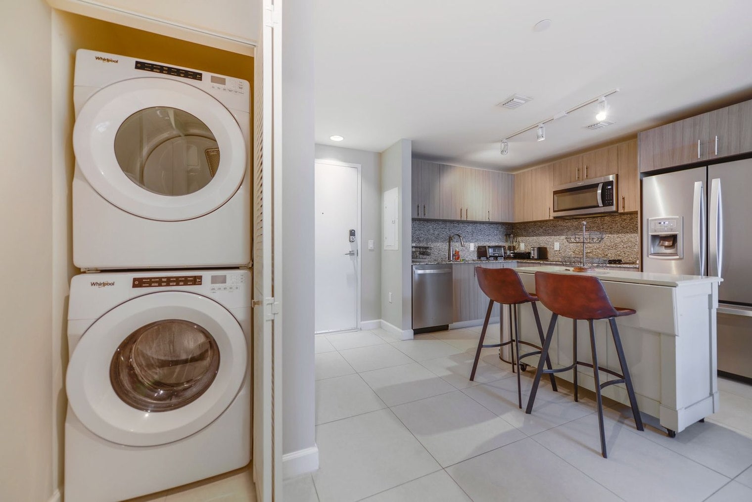 Building Photo - 5350 NW 84th Ave