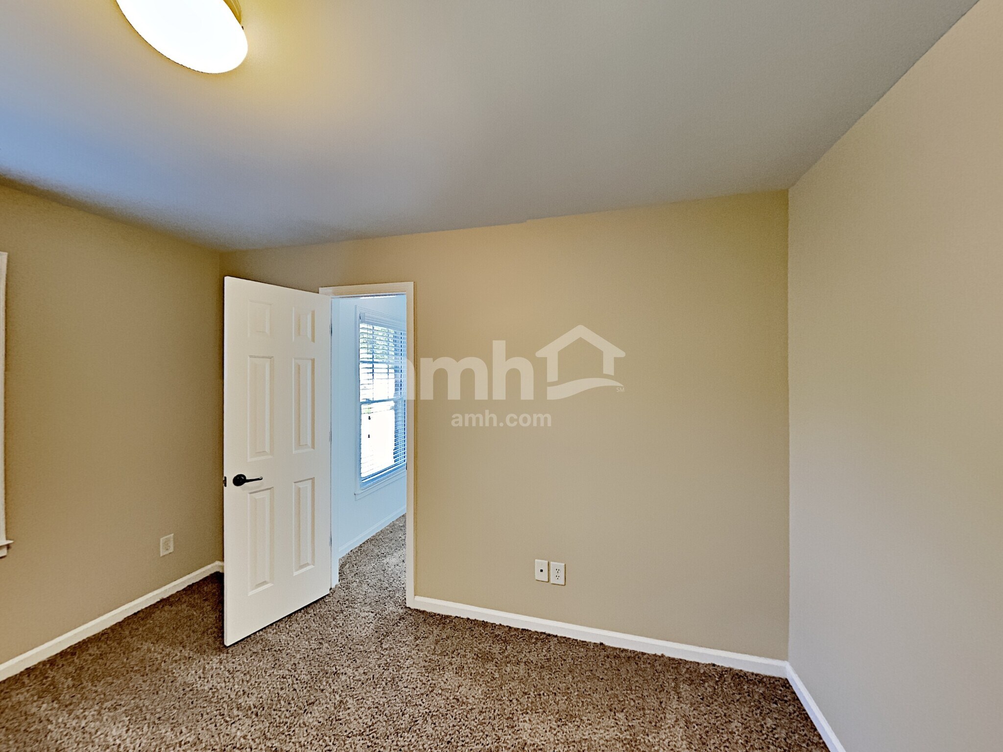 Building Photo - 3215 Thimbleberry Trail