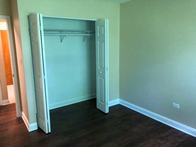 Building Photo - 7425 Brookdale Dr