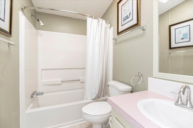 Building Photo - 2138 Cypress Cross Dr