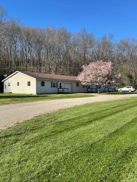 Building Photo - 5459 Hebbardsville Rd