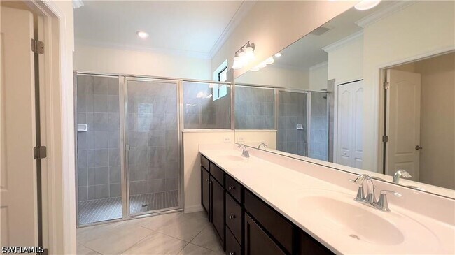 Building Photo - 14060 Vindel Cir
