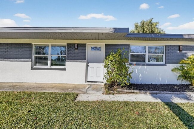 Building Photo - 4505 Cottonwood Dr
