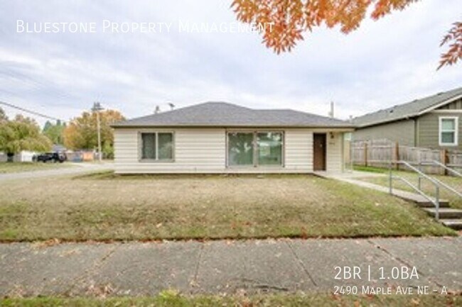 Building Photo - 2490 Maple Ave NE