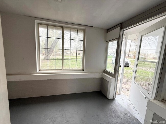 Building Photo - 20500 McKishnie St