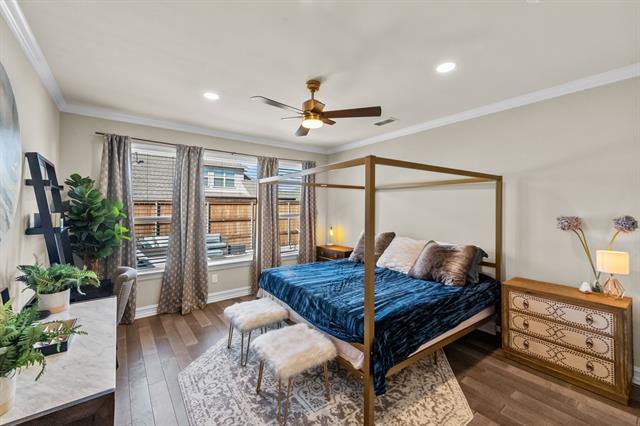 Building Photo - 2881 Redfern Dr