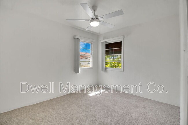 Building Photo - 4833 Cypress St