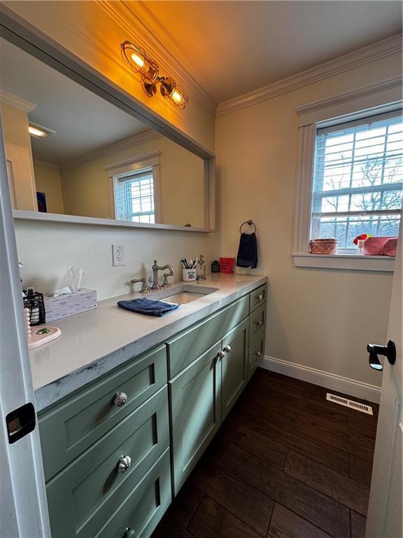 Building Photo - 73 Dye Hill Rd