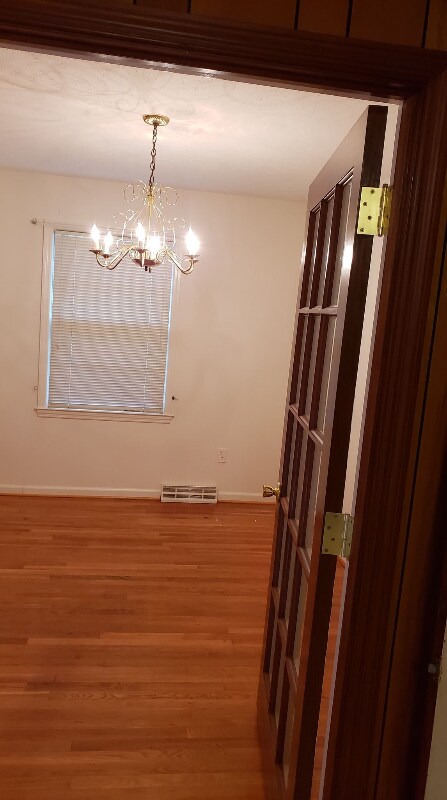 Building Photo - 280 Yeatts Rd