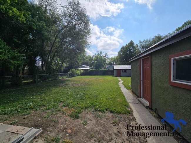 Building Photo - 3 bedroom in Billings MT 59101