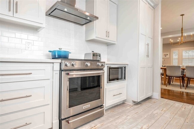 Building Photo - 808 Woodrow St