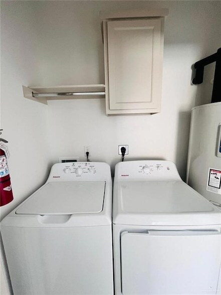 Building Photo - 12610 N 33rd Ln