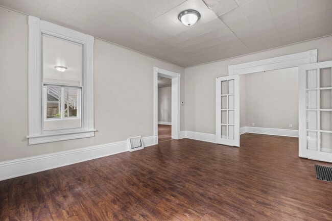 Building Photo - 1310 23rd St