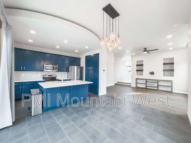 Building Photo - 7537 Russi Pl