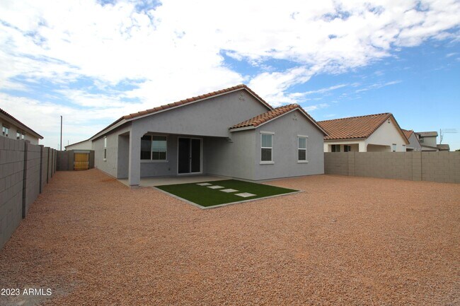 Building Photo - 1126 E Westwood Dr