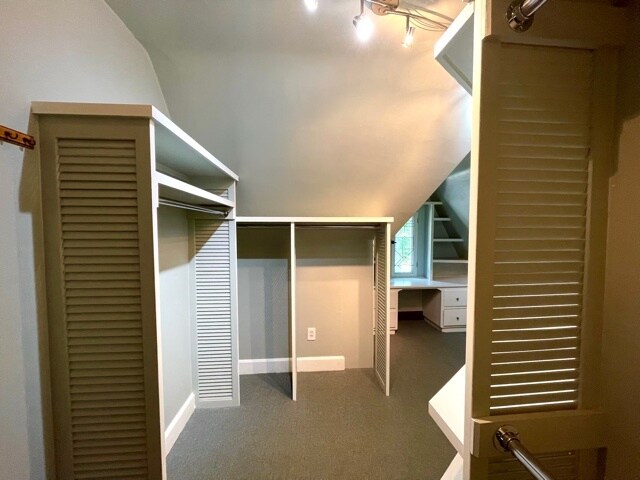 Building Photo - 2571 Ashurst Rd