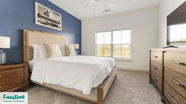 Building Photo - 2385 Vera Wy