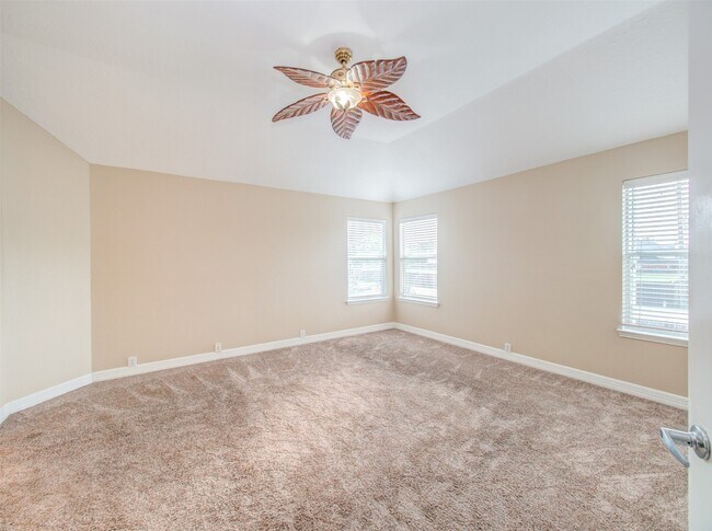 Building Photo - 419 Thorpe Springs Dr