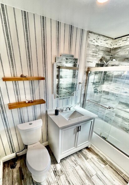 Building Photo - 4152 W 107th St