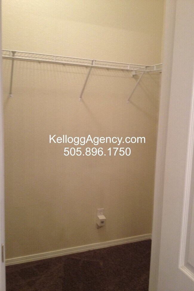 Building Photo - COMING SOON - 3 Bedroom in Cabezon Subdivi...
