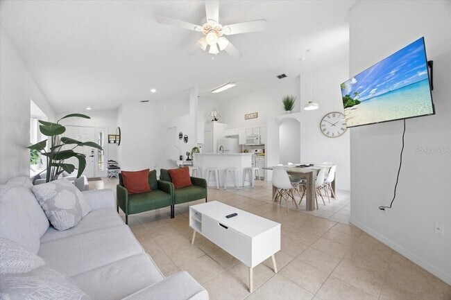 Building Photo - 1518 Gulfview Dr