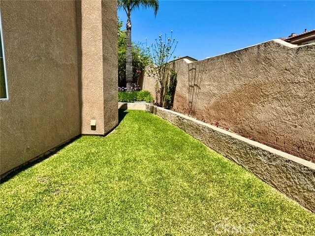 Building Photo - 28 Feldspar Way