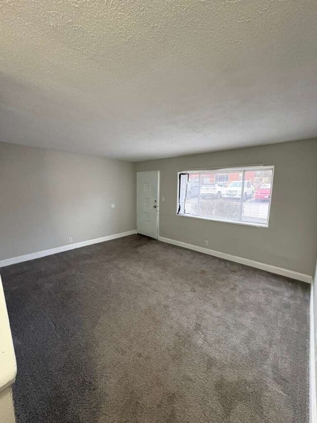 Building Photo - Spacious & Updated Bedford Home with Modern Touches