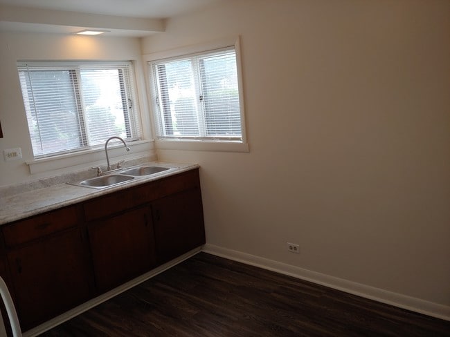 Building Photo - 18411 Torrence Ave