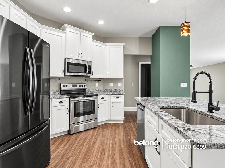 Building Photo - 188 Black Skimmer Ln