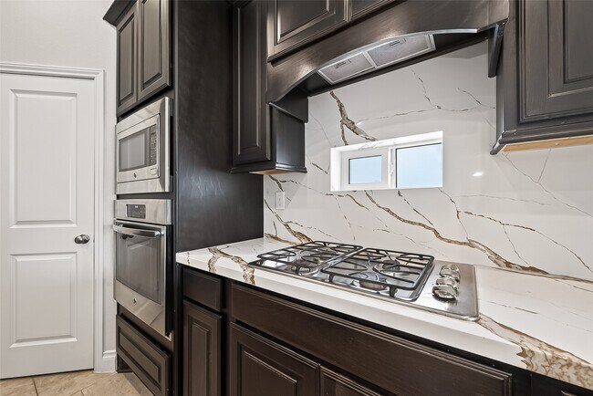 Building Photo - 2107 Cinnamon Teal Cir