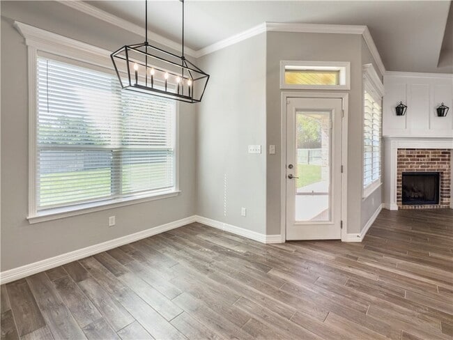 Building Photo - 2713 Colony Vis Ct