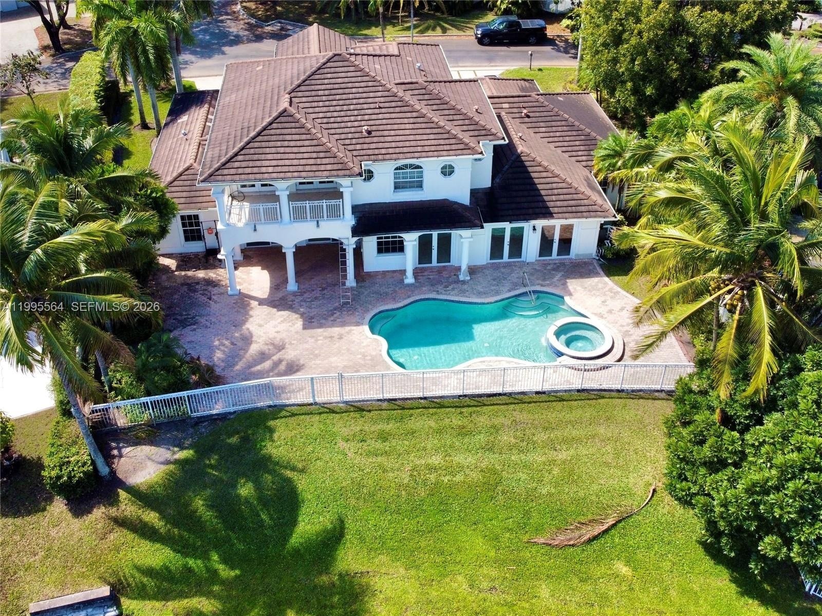 Building Photo - 5023 NW 94th Doral Pl