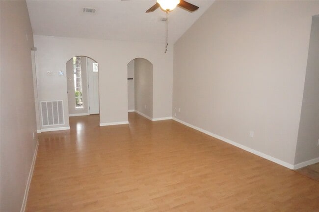 Building Photo - 5022 Fox Hollow Blvd