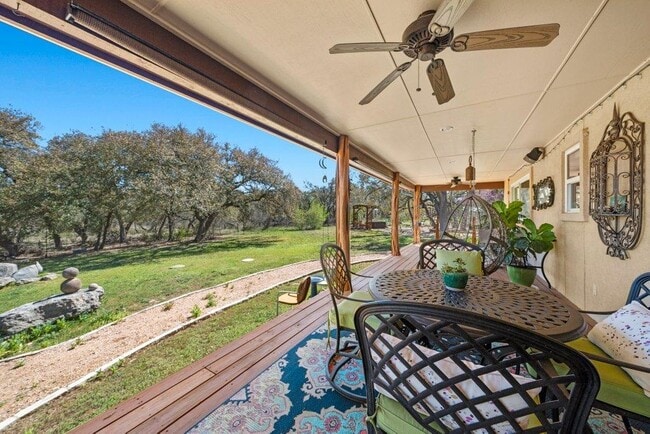 Building Photo - 309 Ridge Oak Dr
