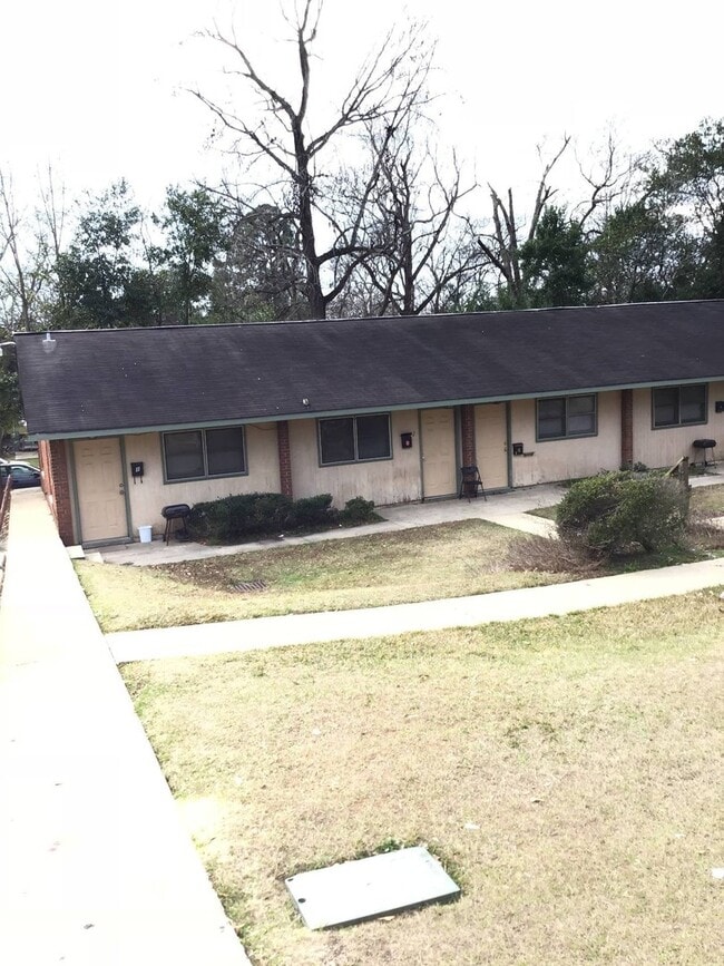 Building Photo - 1 Bedroom/1 Bath Apt in North Columbus