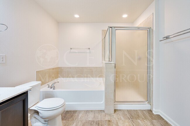 Building Photo - 3/2 Split Plan Home in Cypress Place