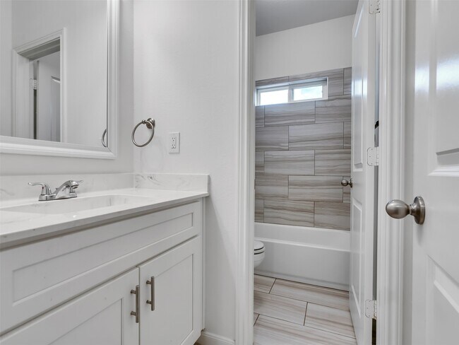 Building Photo - 3536 Rebecca St