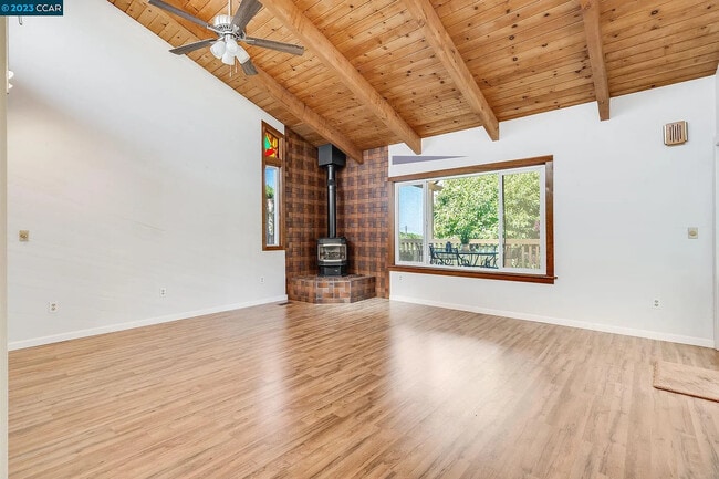 Building Photo - 3160 D St