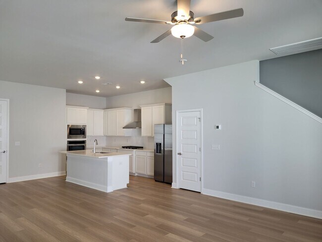 Building Photo - OPEN HOUSE THIS SUNDAY  Madison City - Cli...