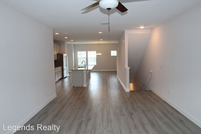 Building Photo - 4 br, 3.5 bath House - 413 Diamond Dove Cove