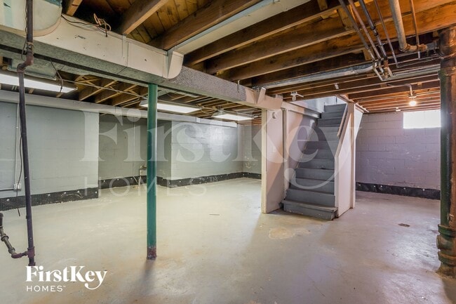 Building Photo - 1026 Muirfield Ave