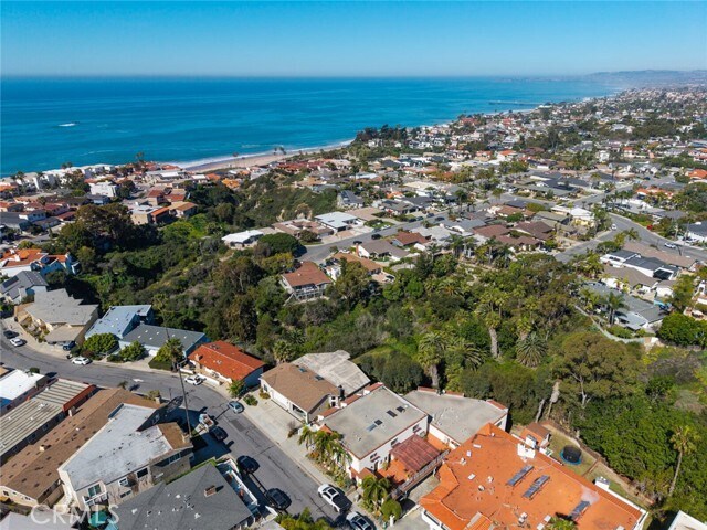 Building Photo - 214 Avenida Montalvo