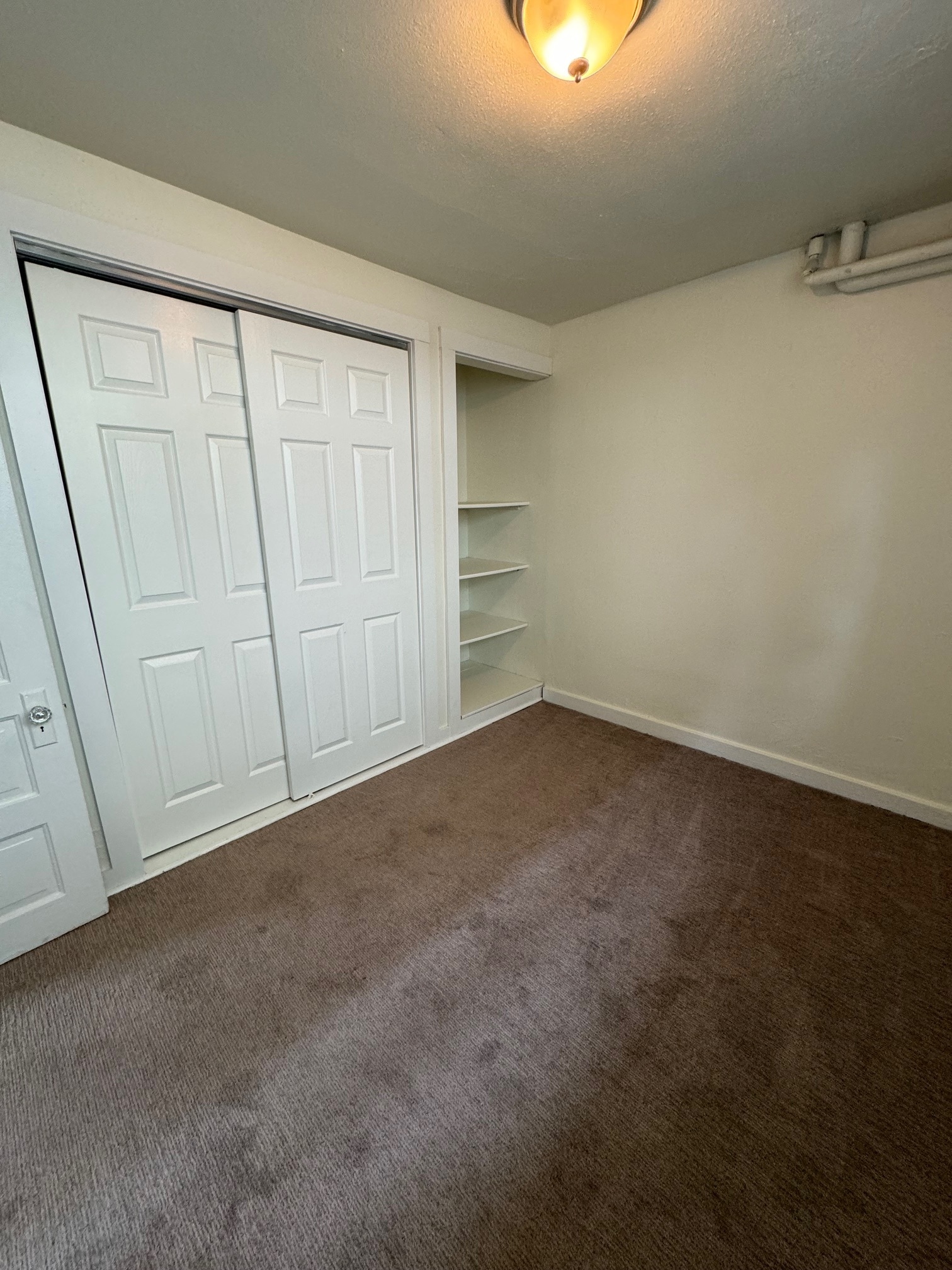 Building Photo - 121 N Hancock St