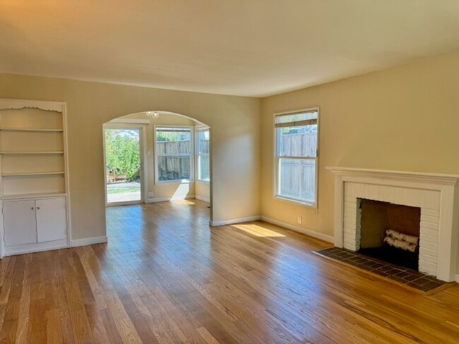 Building Photo - Charming single level home in Walnut Creek...