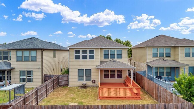 Building Photo - 16100 Hawthorne Heights Trail