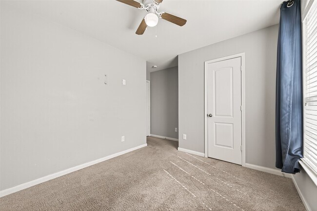 Building Photo - 2319 Seabourne Trails Rd