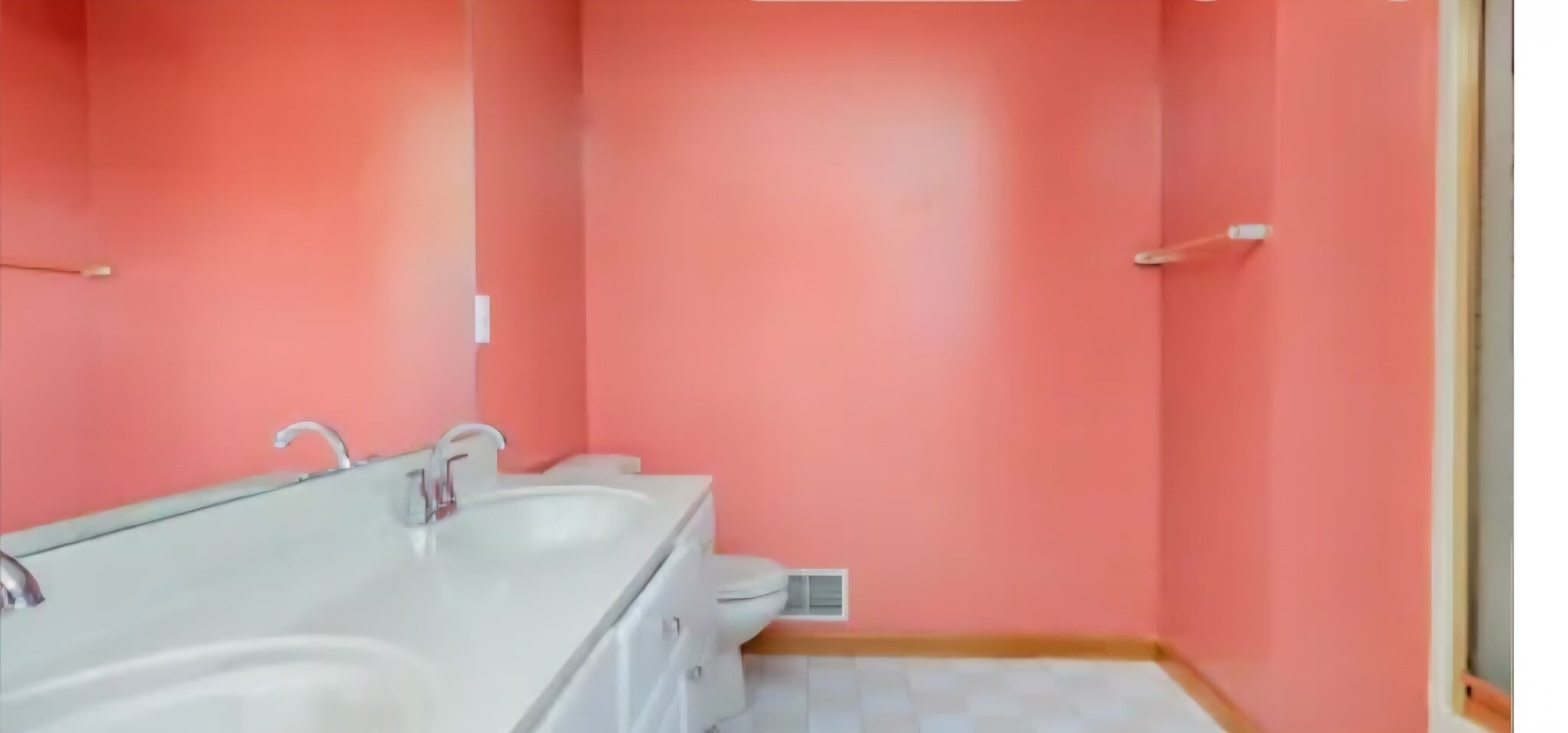 Building Photo - 5261 Oakbrook Dr