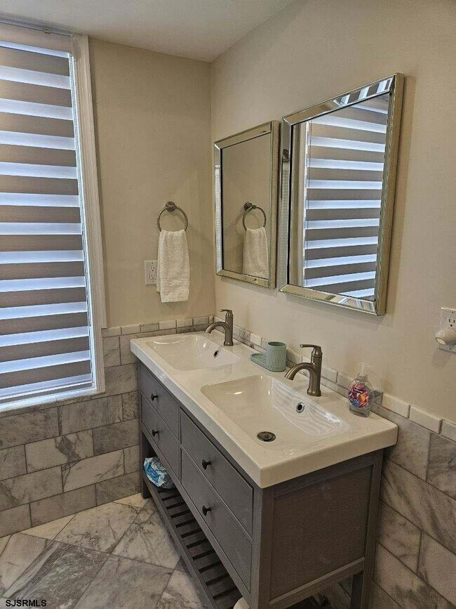 Building Photo - 27 S Little Rock Ave