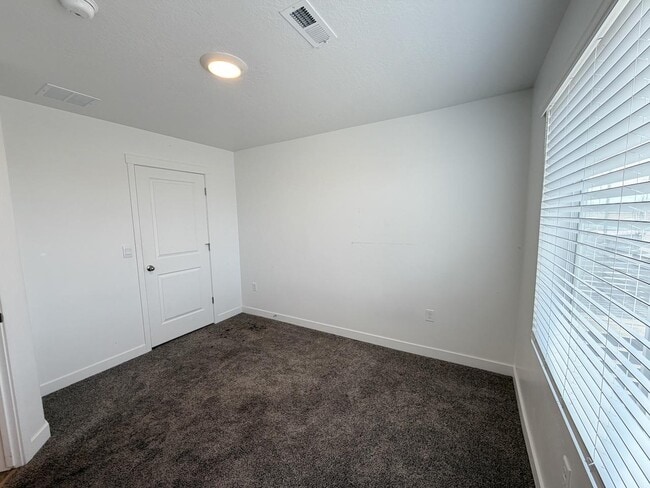 Building Photo - 324 S 1150 W